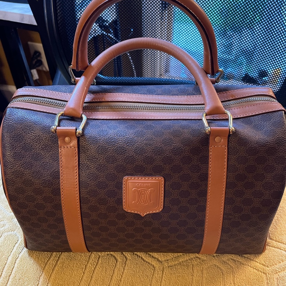 Gorgeous Authentic Celine Boston Bag - Picture 10 of 16